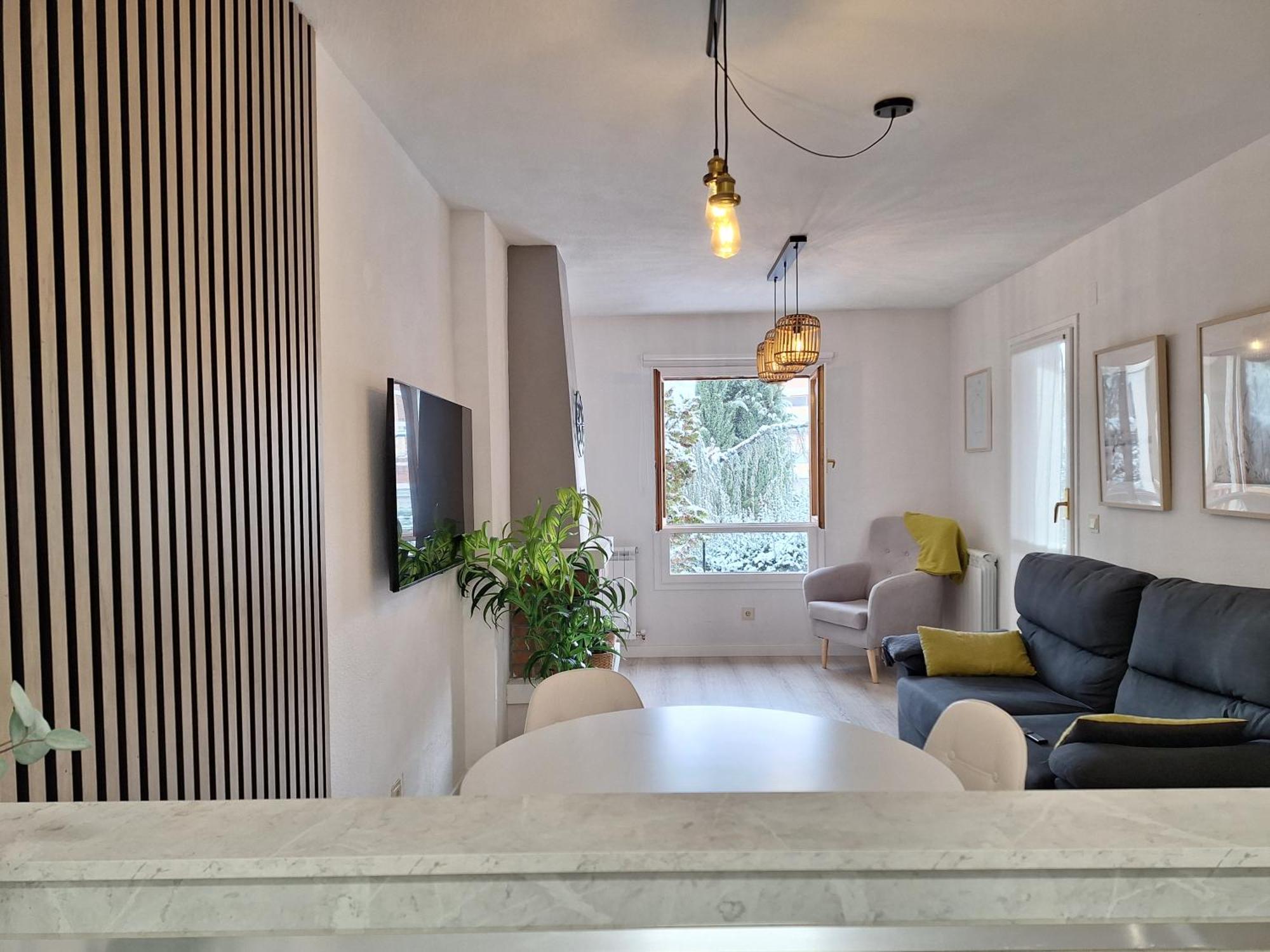 Acogedor Apartamento Con Piscina Compartida Y Opcion A Parking Jaca Buitenkant foto